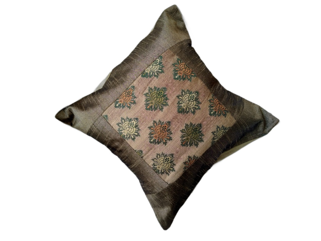 7647a3c9-e241-4d47-b1d8-3fb9f458febd_e55e29f5-6bfa-4dc8-8d1b-901e85b71bb4-4x